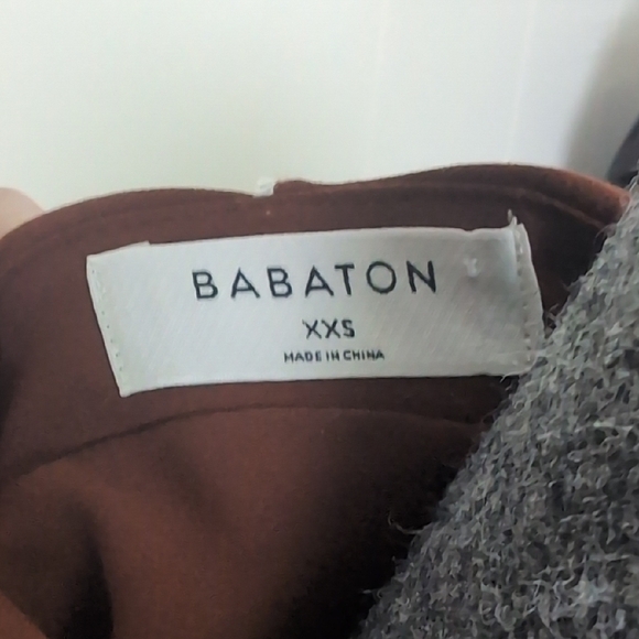 Aritzia Babaton Rena terracotta  popover blouse In xxs - Picture 3 of 9